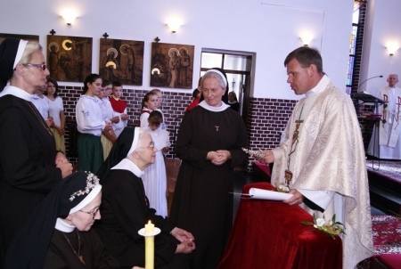 Diamentowy jubileusz ślubów zakonych S. Magdaleny i S. Hiacynty w Orliku